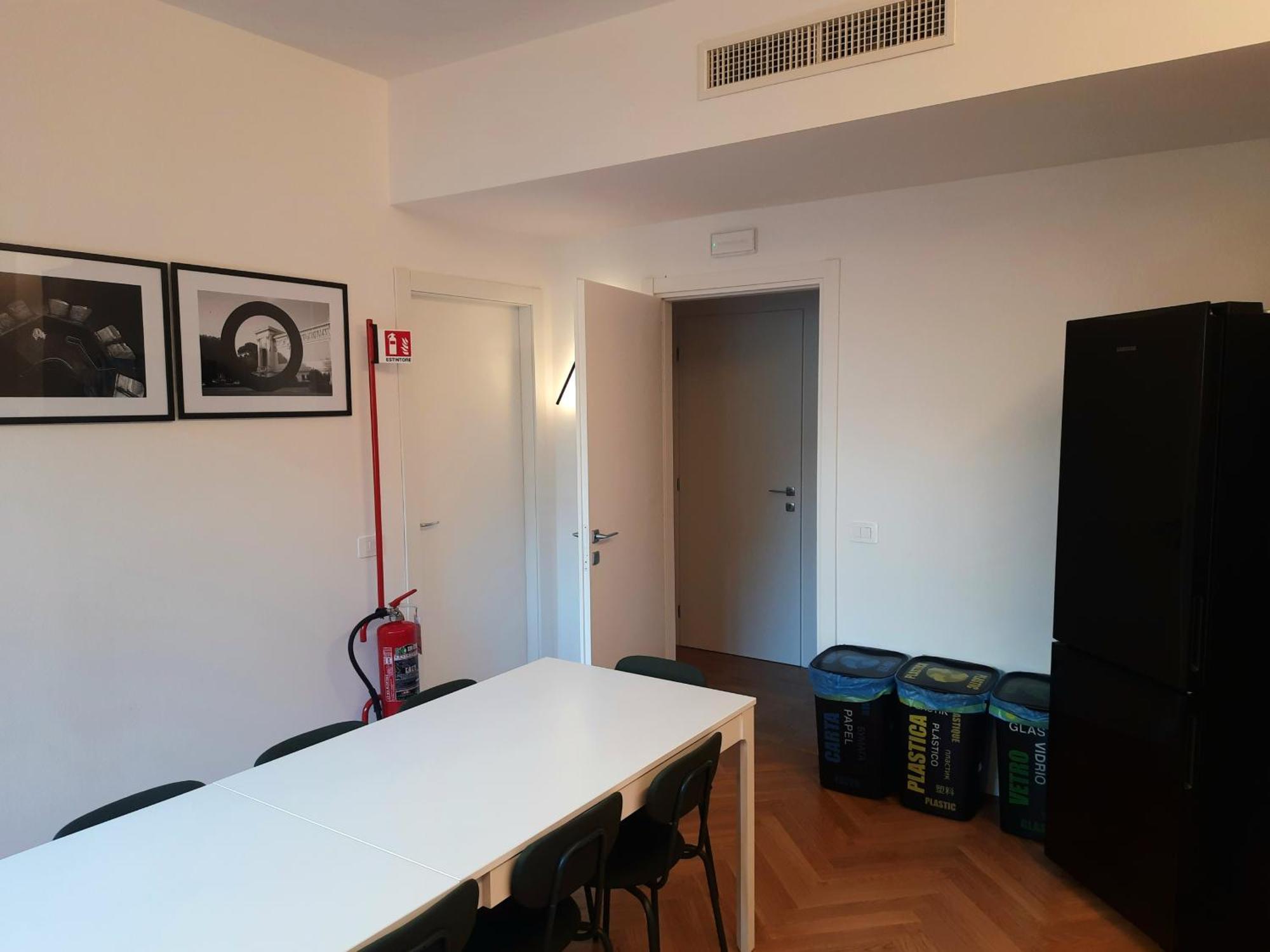 Mako Suites - Centro E Stazione 蒙扎 外观 照片
