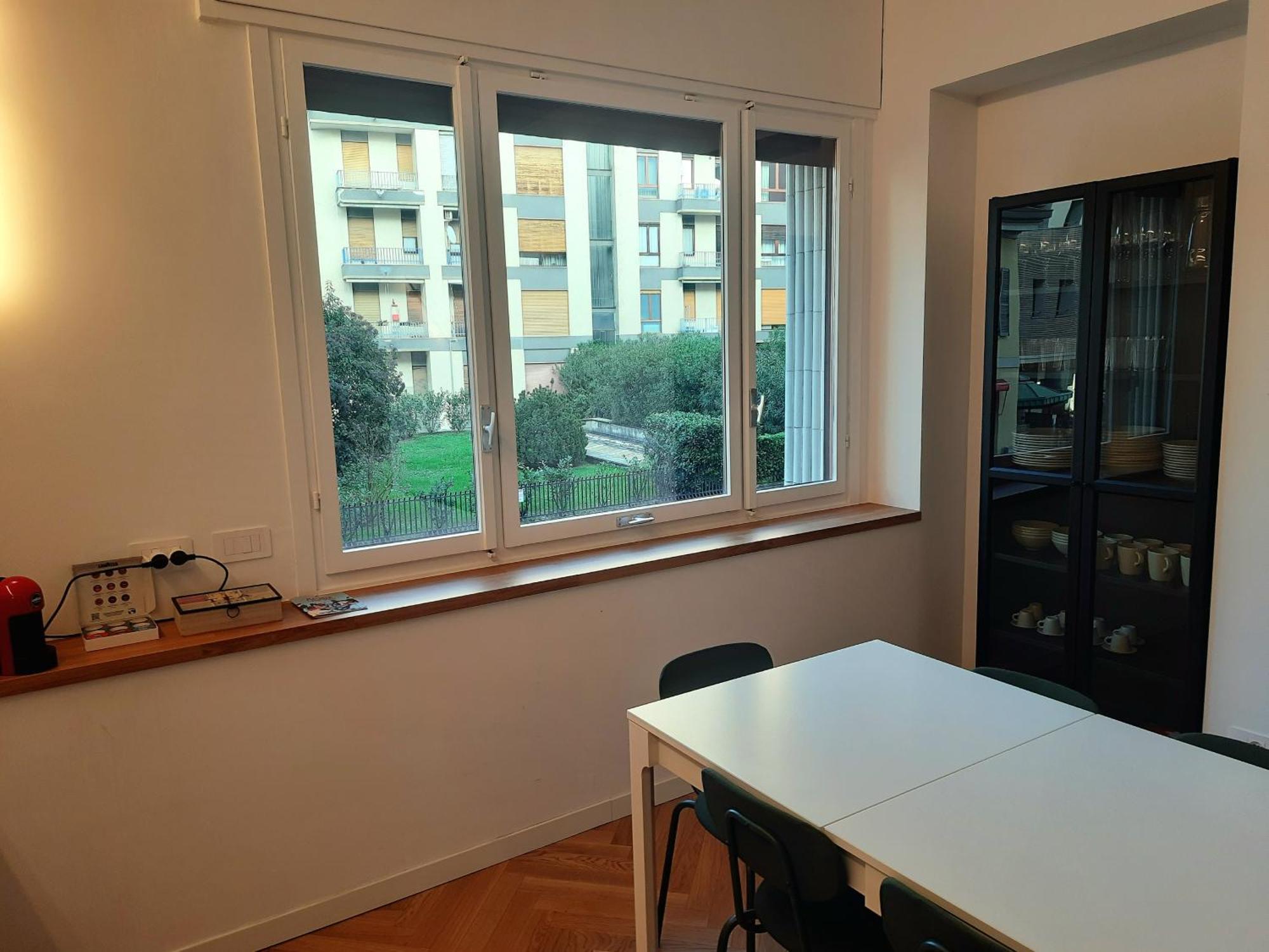 Mako Suites - Centro E Stazione 蒙扎 外观 照片